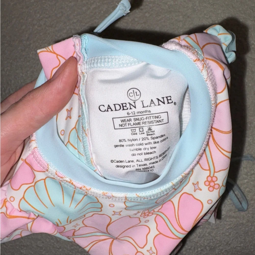 Caden Lane Pink & Light Blue Seashell Floral Rashguard Swimsuit